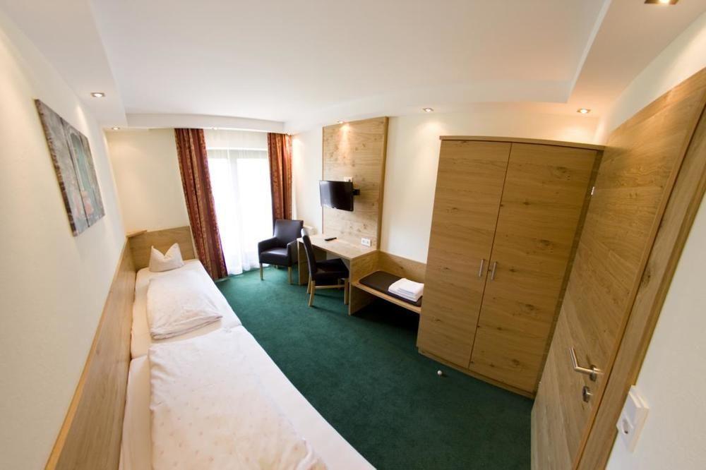 Salzburger Dolomitenhof Hotel 3*